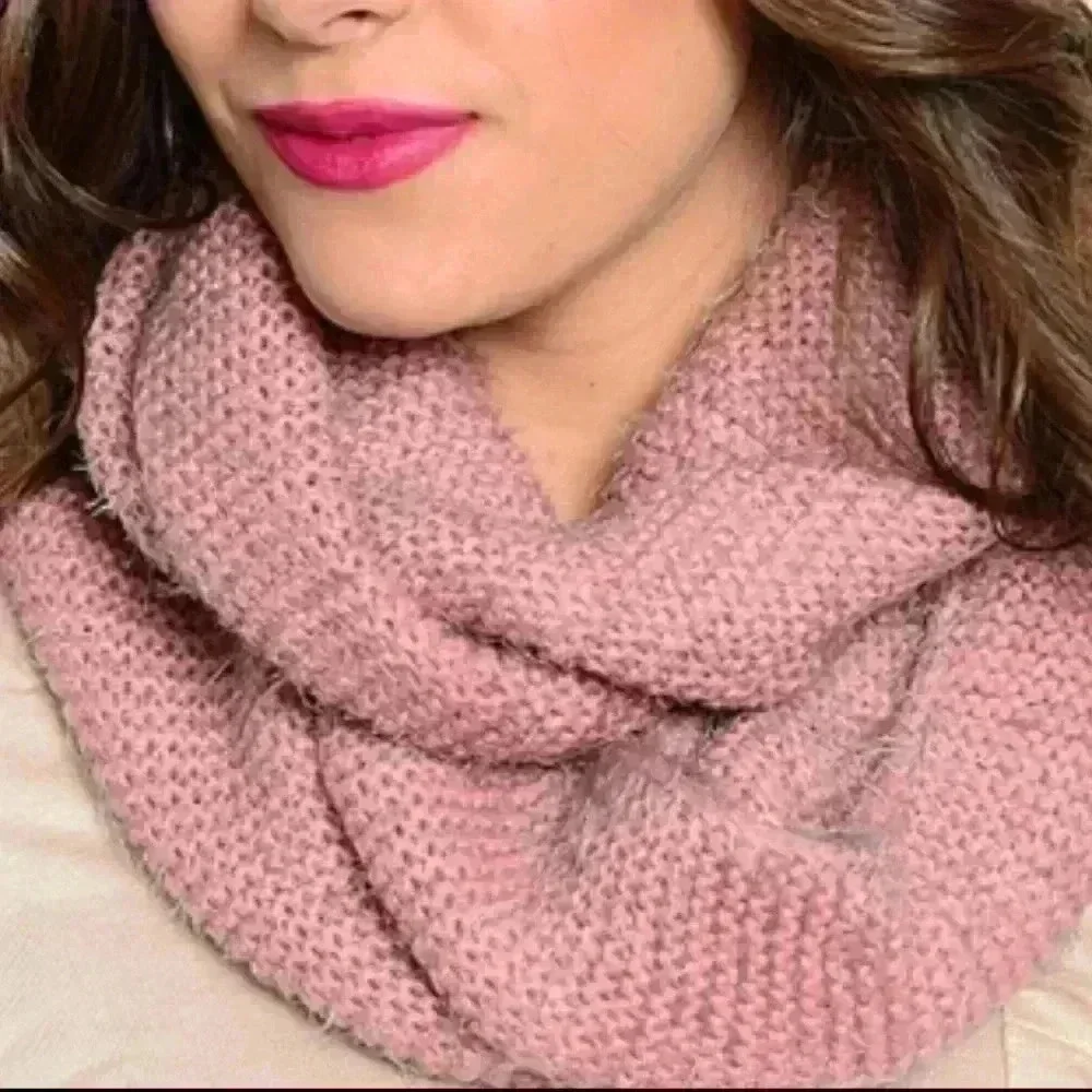 FUZZY KNIT INFINITY SCARF